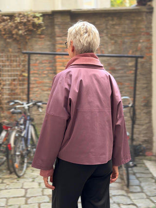 Jacke JACKIE altrosa von hinten, oversized Schnitt
