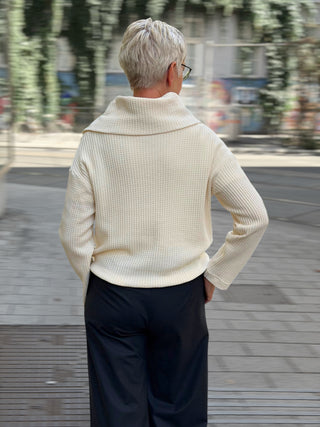 Pullover HERBSTA cremeweiß von hinten